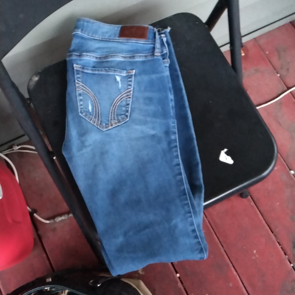 Clothes and purses - Picture 11 of 13